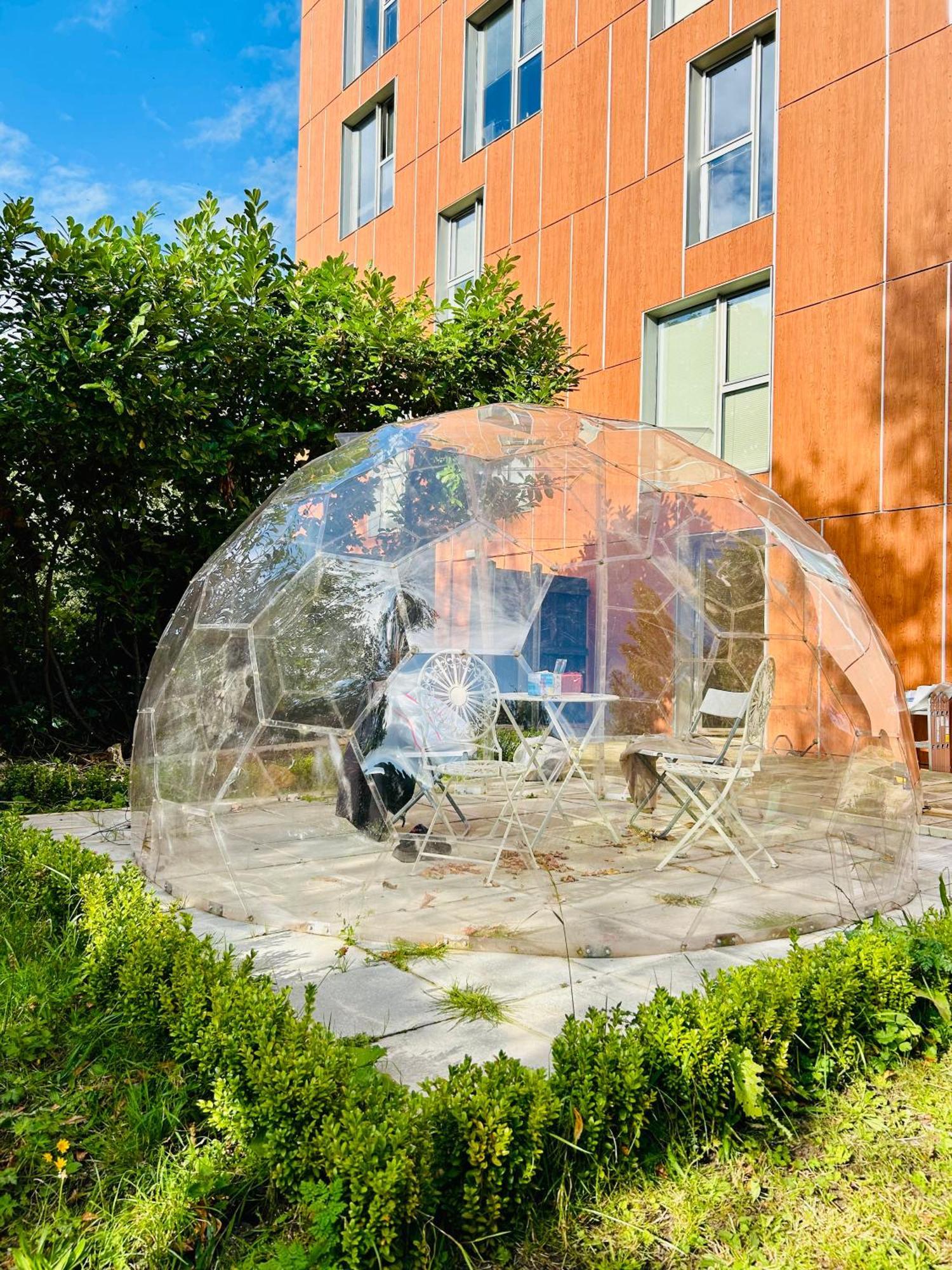 Private Garden Apartment With Geodome แมนเชสเตอร์ ภายนอก รูปภาพ