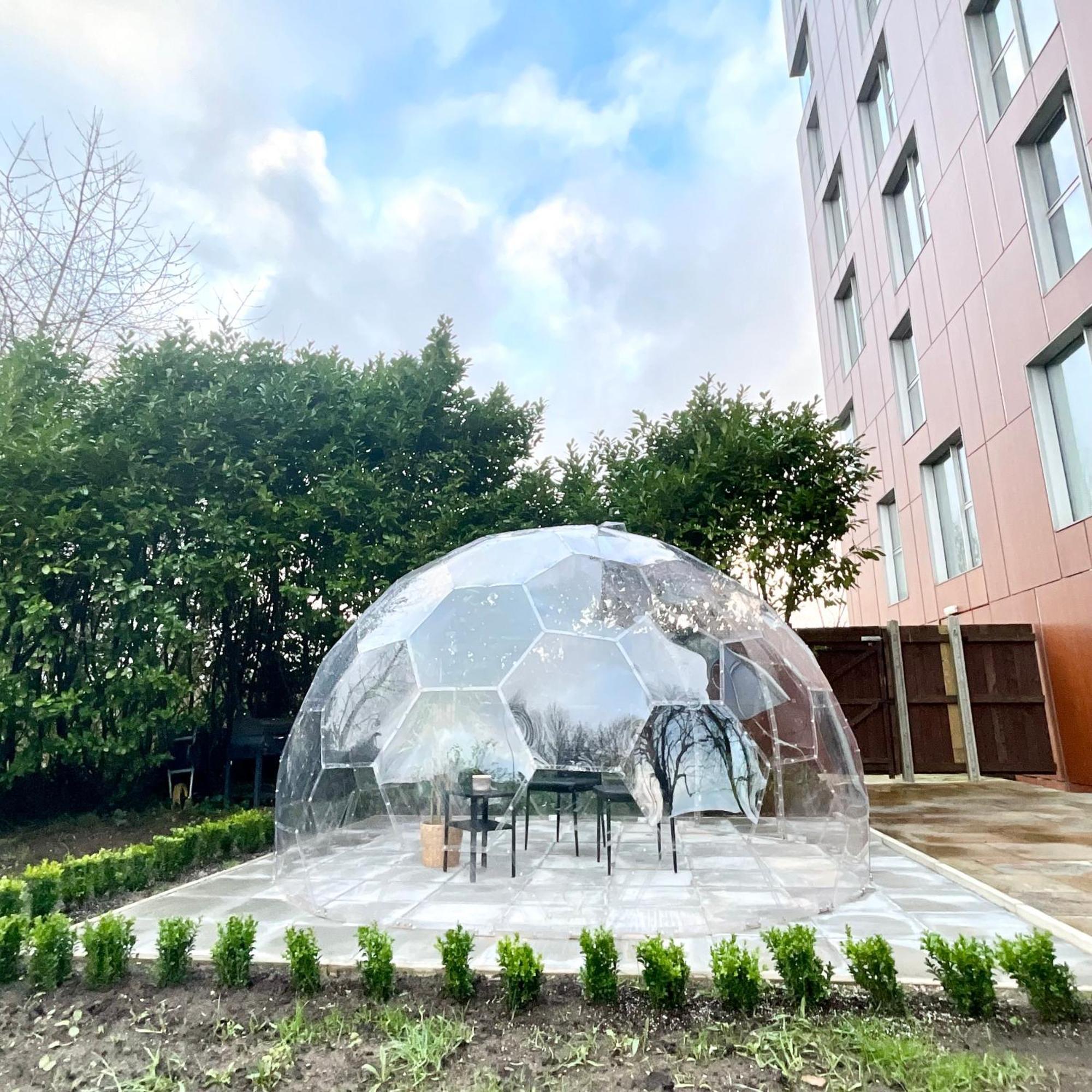 Private Garden Apartment With Geodome แมนเชสเตอร์ ภายนอก รูปภาพ